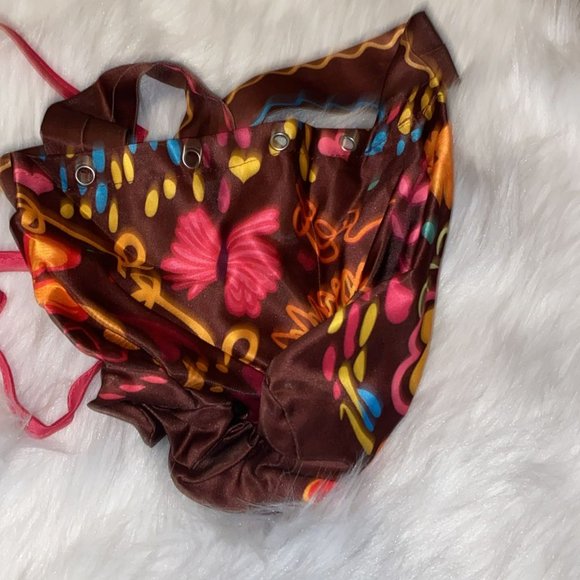 - Mirabel Madrigal Cosplay - Picture 7 of 7